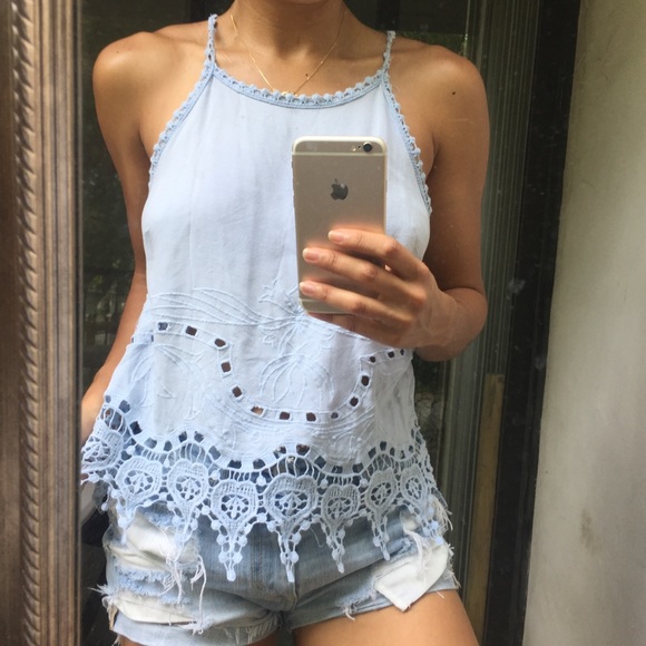 Kendall & Kylie Tops - 🚨MOVING SOON🚨 Kendall & Kylie summer top